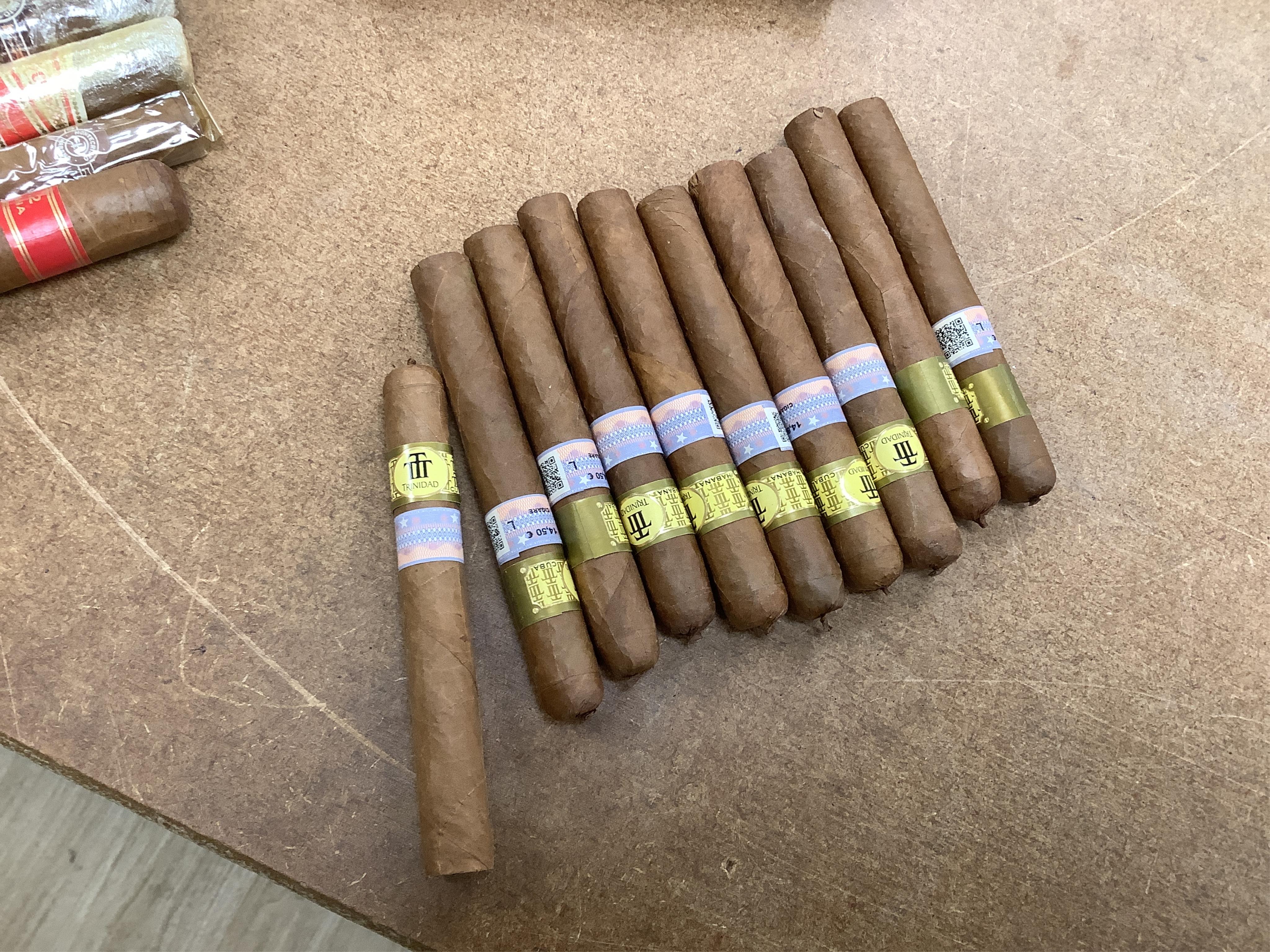 A collection of various Cuban cigars